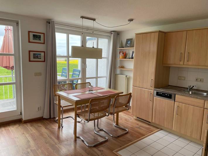 Ferienwohnung für 5 Personen, mit Balkon und Terrasse sowie Garten und Seeblick in Garz/Rügen - 3