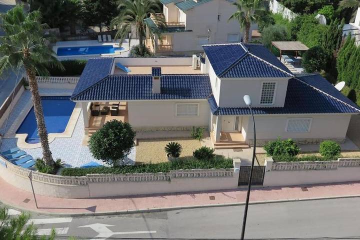 Villa para 9 pessoas, com piscina e jardim - 1