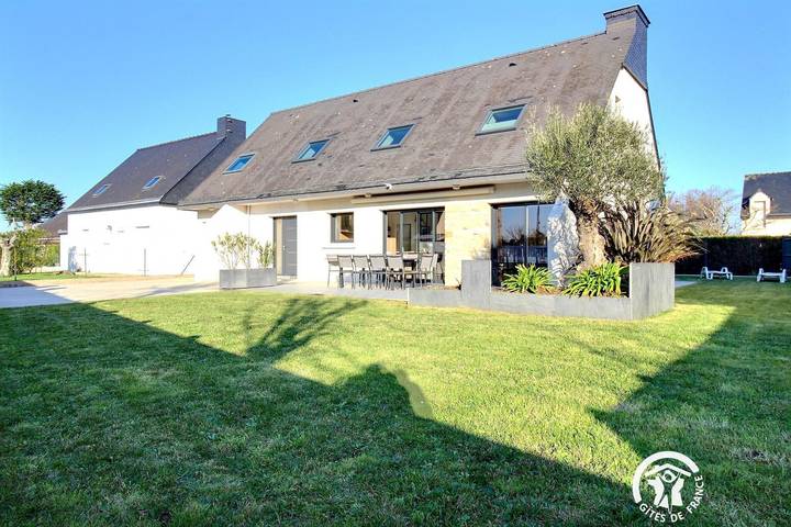 Gîte pour 11 personnes, avec jardin et terrasse à Damgan - 3