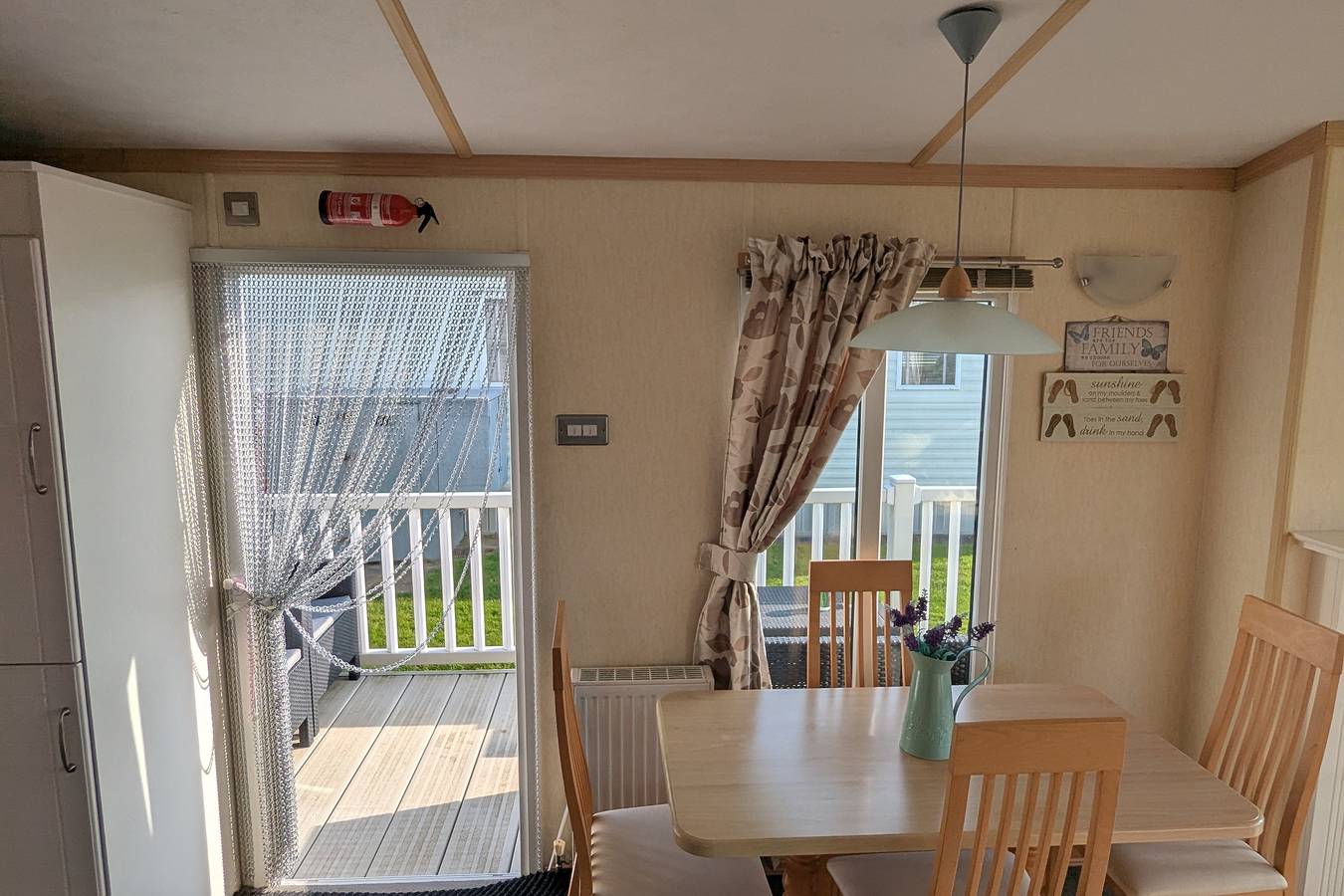 Beachcomber Cabin, Dog Friendly - Anderby Creek in Anderby, Lincolnshire