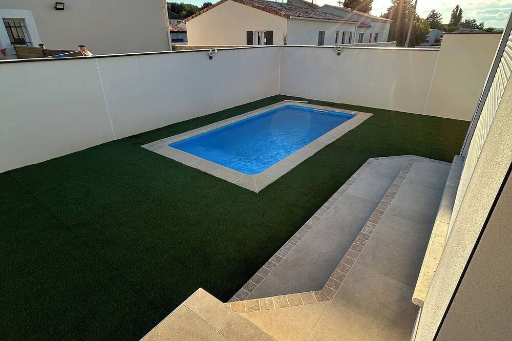 Design villa in Vaucluse in Piolenc, Vaucluse