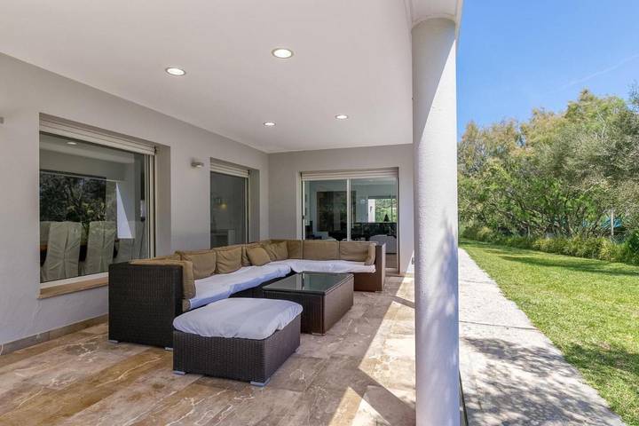 Villa Son Jordi mit Pool & direktem Zugang zum Strand in Costa de los Pinos in Costa dels Pins, Son Servera