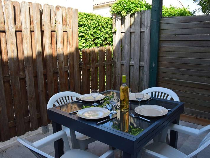 Location de vacances pour 5 personnes, avec terrasse et piscine, animaux acceptés dans Port de Marseillan-Plage - 2