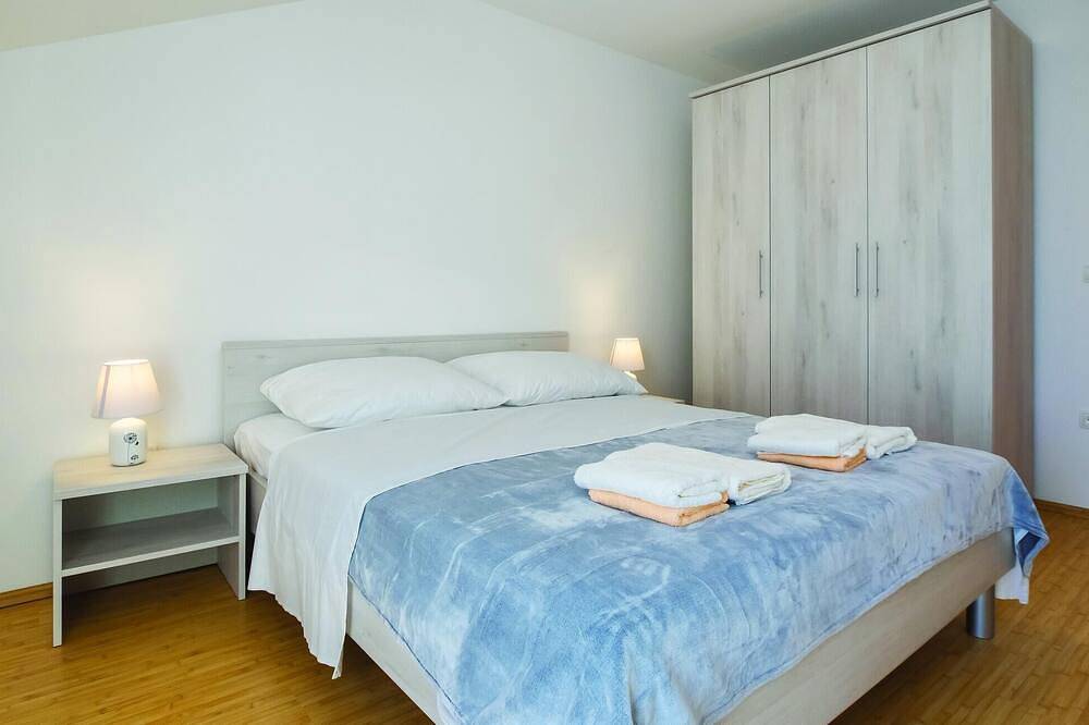 Appartement entier, Nice apartment in Podstrana with house sea view in Podstrana, Split-Dalmatie