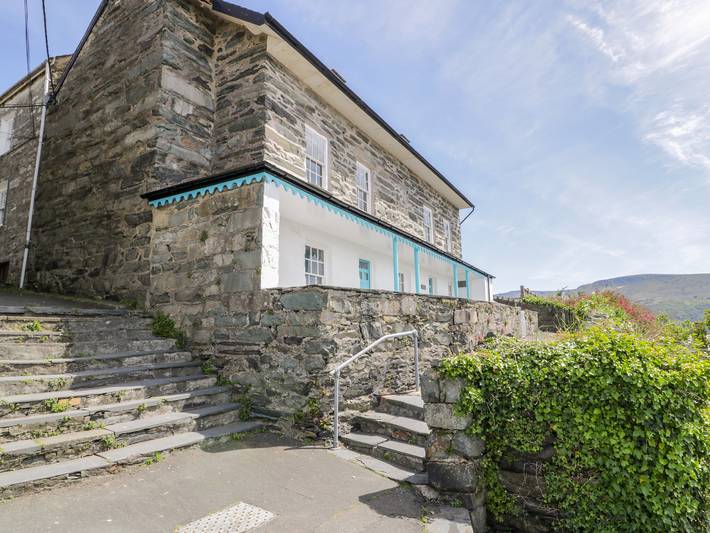 Holiday home for 9 people, with Ocean view and Terrace in Barmouth