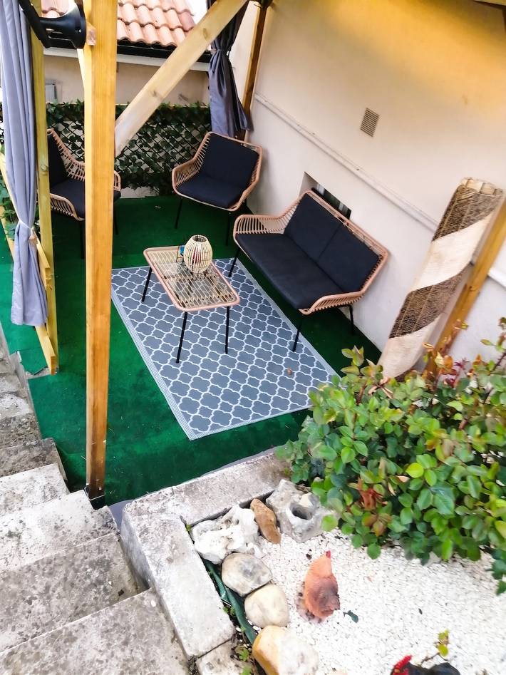 Ganze Wohnung, Einladendes Apartment in Penne-d'Agenais - 32 m² - Terrasse in Penne-d'Agenais, Quercy