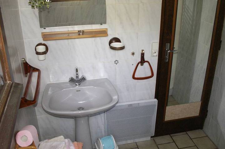Gîte pour 3 personnes, avec jardin et terrasse à Cénac-et-Saint-Julien - 4