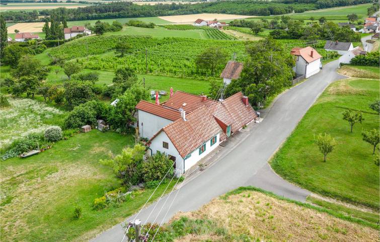 Ferienhaus für 4 Personen, mit Terrasse und Garten in Rechnitz