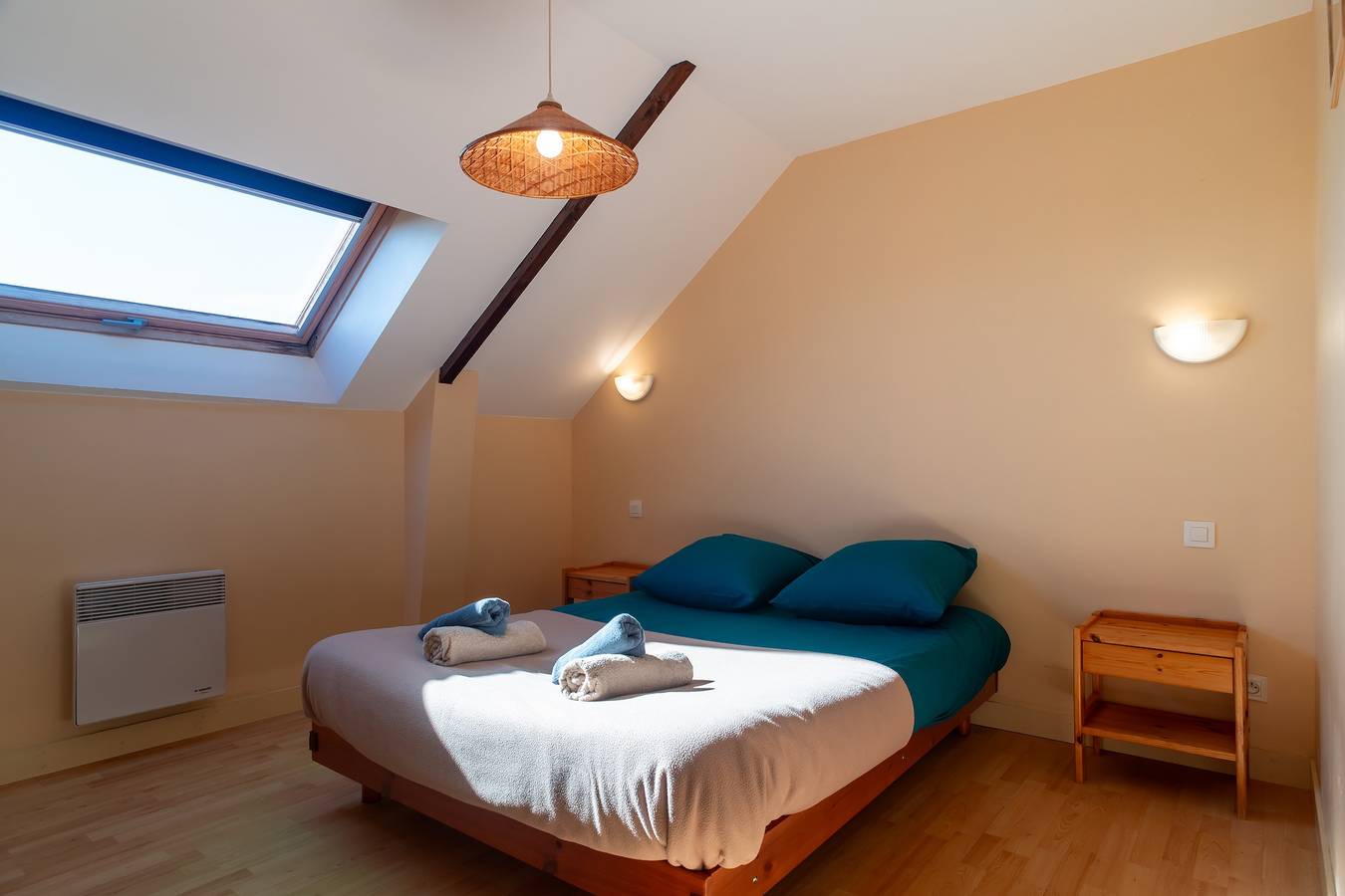 Ganze Wohnung, Ferienwohnung für 4 Personen mit Terrasse in Saint-Nic, Châteaulin und Umgebung