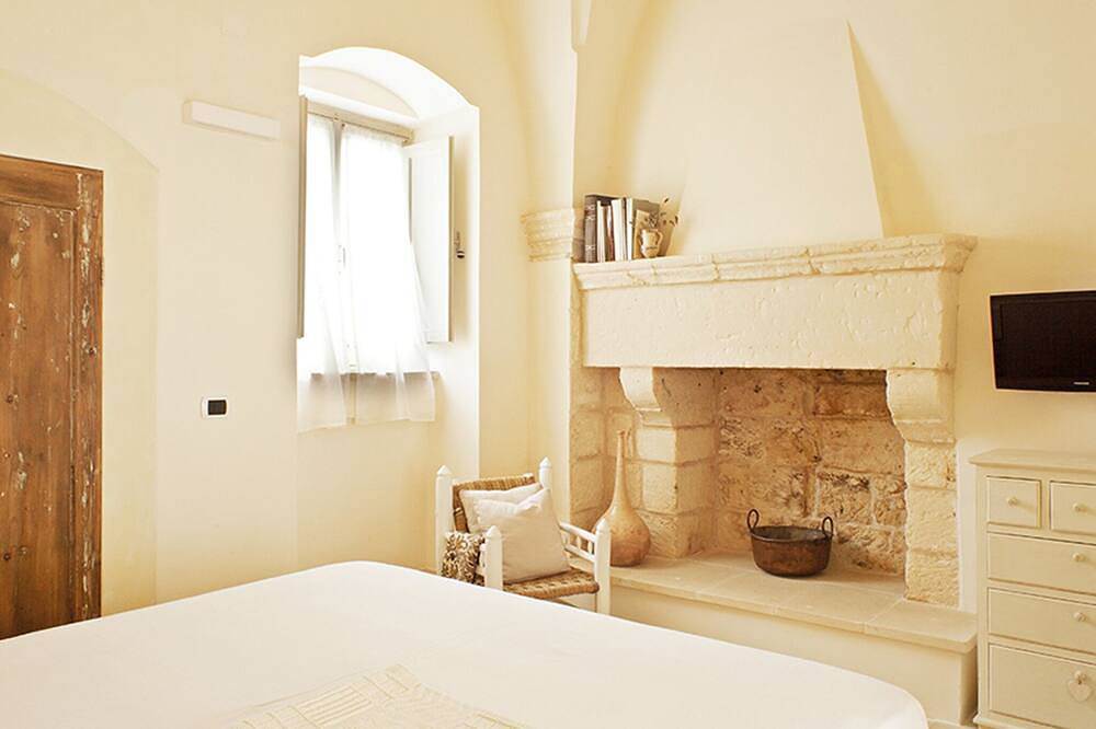 Antica Locanda + Apartmentkomplex, 2 Swimmingpools, großer Garten in Diso, Lecce Provinz