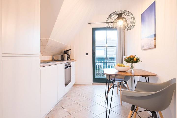 Ferienwohnung für 2 Personen, mit Balkon in Dierhagen - 4