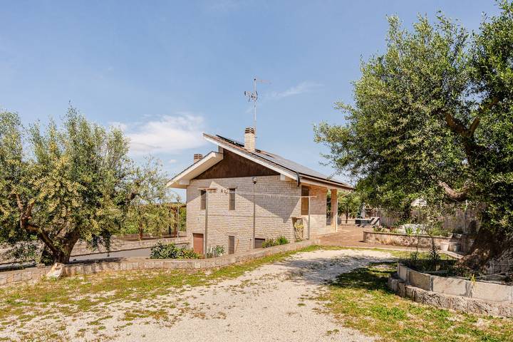 Casa Vacacional 'Happy's Casa': vida rural a 20 minutos del mar in Putignano, Region de Bari