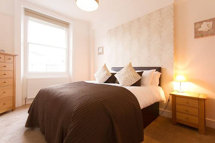 Apartamento entero, Thorne Lodge - elegante y céntrico apartamento en el primer piso in Eastbourne, Sussex Oriental