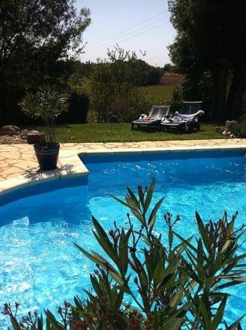 Chambre d’hôte pour 4 personnes, avec vue ainsi que jardin et piscine