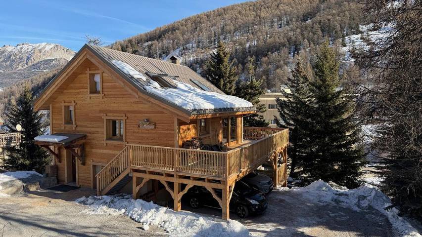 Chambre d’hôte pour 14 personnes, avec vue et jardin