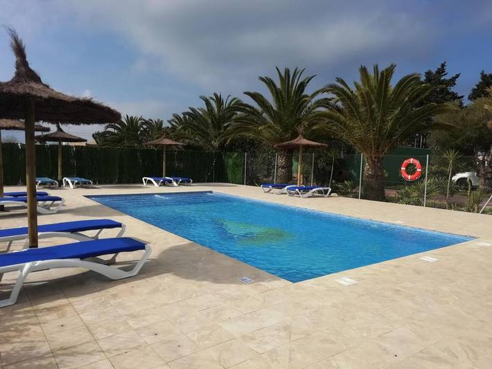 Casa rural para 5 personas, con Terraza y Jardín además de Piscina y Vistas en Zahora