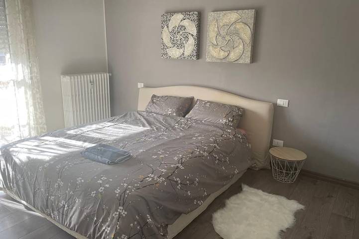 Gîte pour 4 personnes, avec balcon à Novare - 2