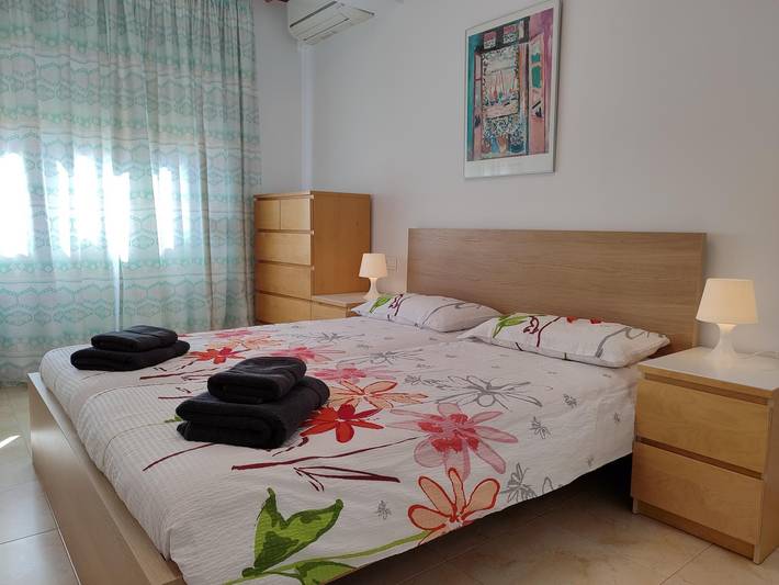 Apartamento vacacional entero, Piso 2 habitaciones en Málaga a 190m de la playa in Carretera de Cádiz, Málaga