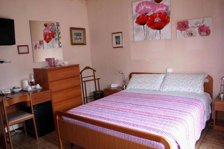 Casa vacanza per 3 persone, con Balcone e Terrazza nonché Giardino e Panorama sul Monte Terminillo