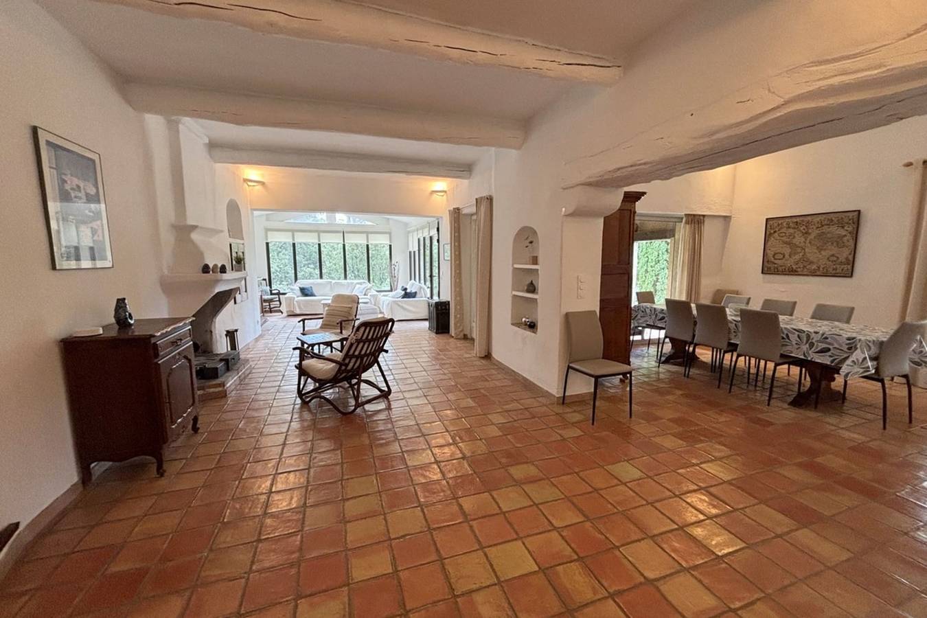 Countryside villa with swimming pool in Lambesc, Region de Aix-en-Provence