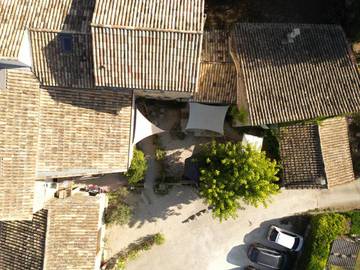Chambre d’hôte pour 3 personnes, avec jardin et vue à Cabrières-d'Avignon