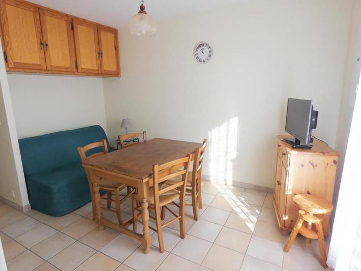Location de vacances pour 4 personnes, avec jardin à Angoumé - 2