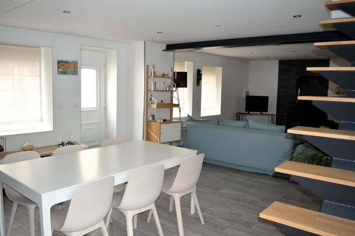 Location de vacances pour 8 personnes, avec terrasse à Bény-sur-Mer - 4