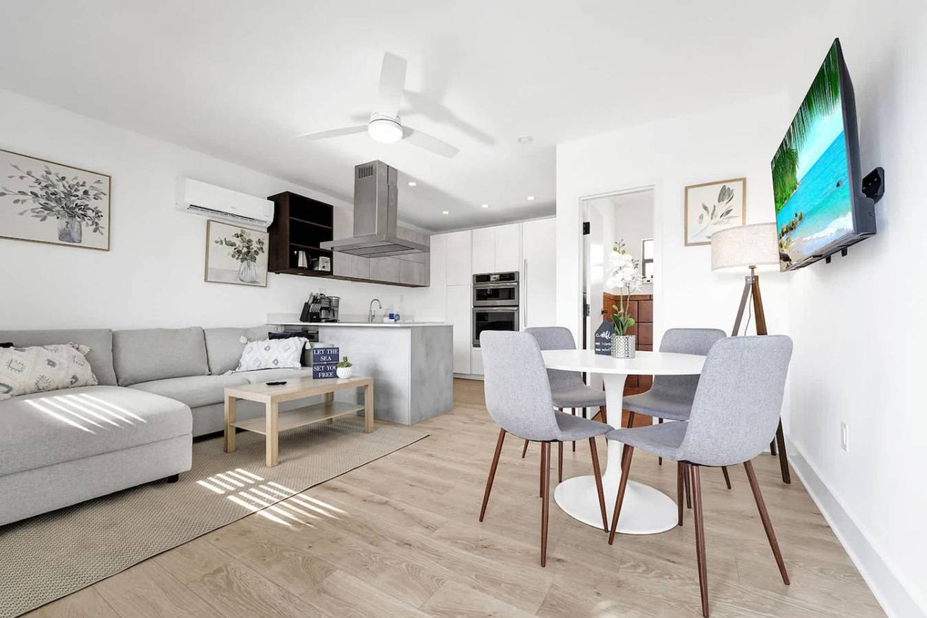 Apartamento entero, New ! Waves On Walnut # 3 in Hollywood Beach (FL), Hollywood (Florida)