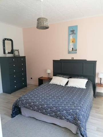 Location de vacances pour 2 personnes, avec jardin et terrasse à Longueville (Manche)