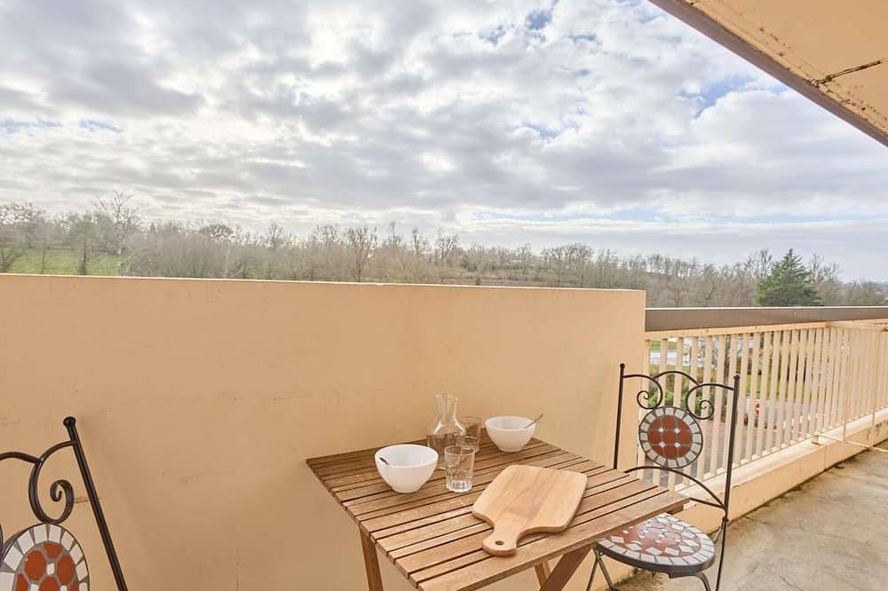 Apartamento entero, Estudio renovado con balcón al sur en Barbotan in Cazaubon, Gers