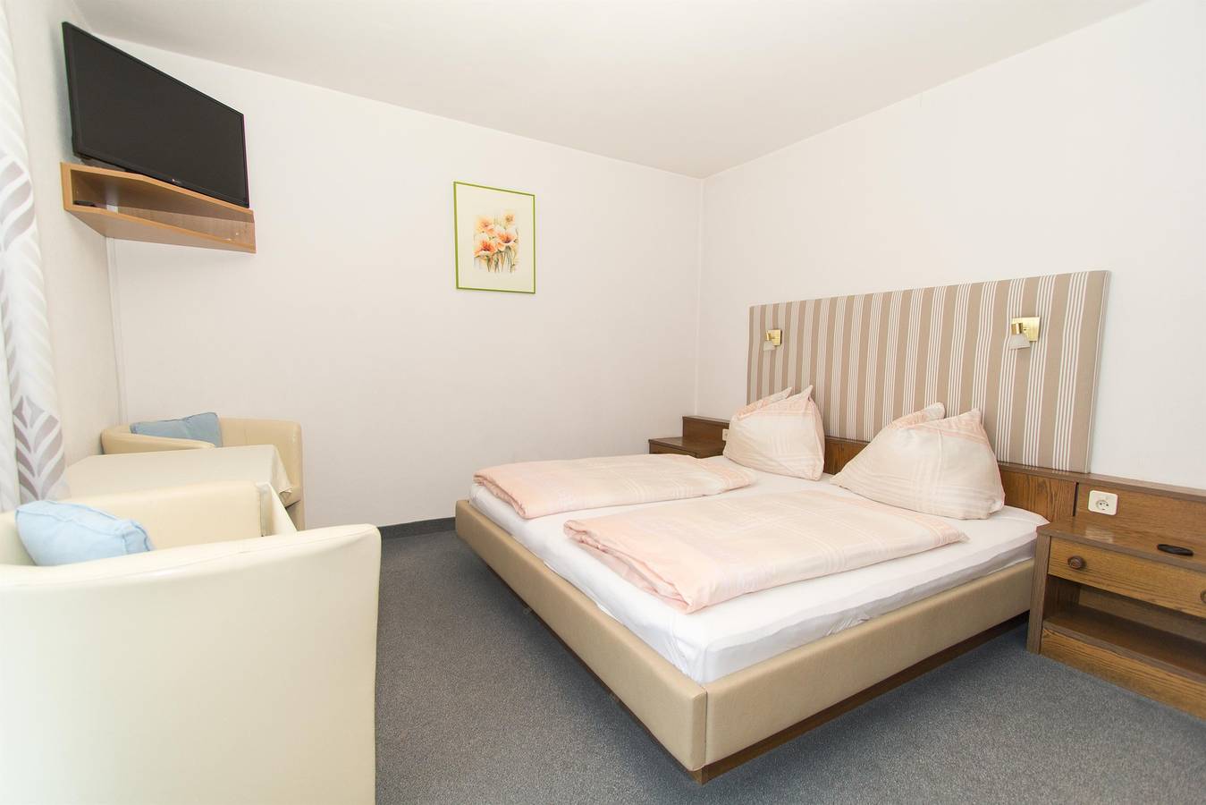 Doppelzimmer mit Balkon in Karavanke in Pohorje, Villach