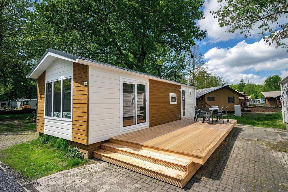 Chalet mit 2 Schlafzimmern und Terrasse in Nordholland