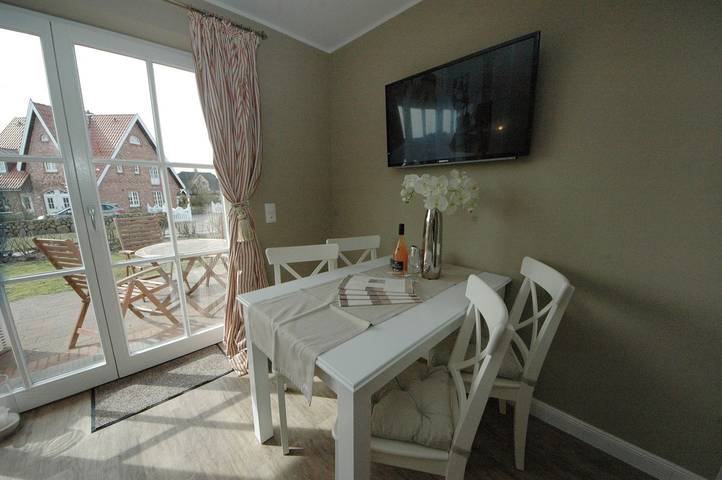 Ferienwohnung für 4 Personen, mit Terrasse in Wenningstedt - 3