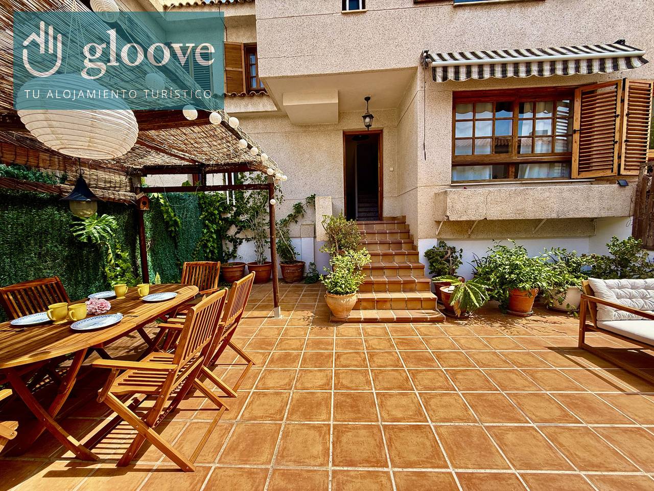 Apartamento entero, Duplex con piscina y terraza by Gloove in El Barrio, Alicante