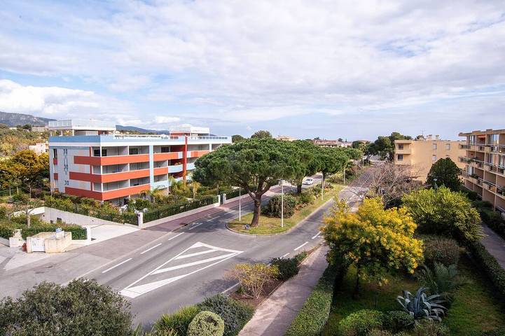 Gîte pour 2 personnes, avec jardin dans Plage La Favière - 4