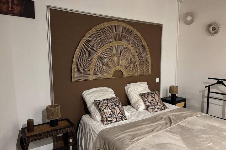 Appartement entier, Charme/Détente : Grange béarnaise rénovée avec Spa in Verdets, Béarn