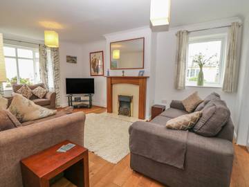 Cottage for 8 People in Cemaes, Isle of Anglesey, Photo 3