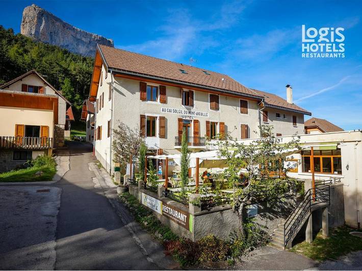 Hôtel pour 2 personnes, avec Jacuzzi et Terrasse ainsi que Jardin et Sauna
