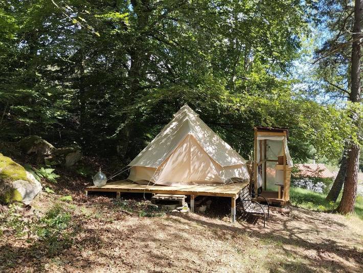 Gîte pour 2 personnes, avec Terrasse ainsi que Jardin et Vue à Marat - 2