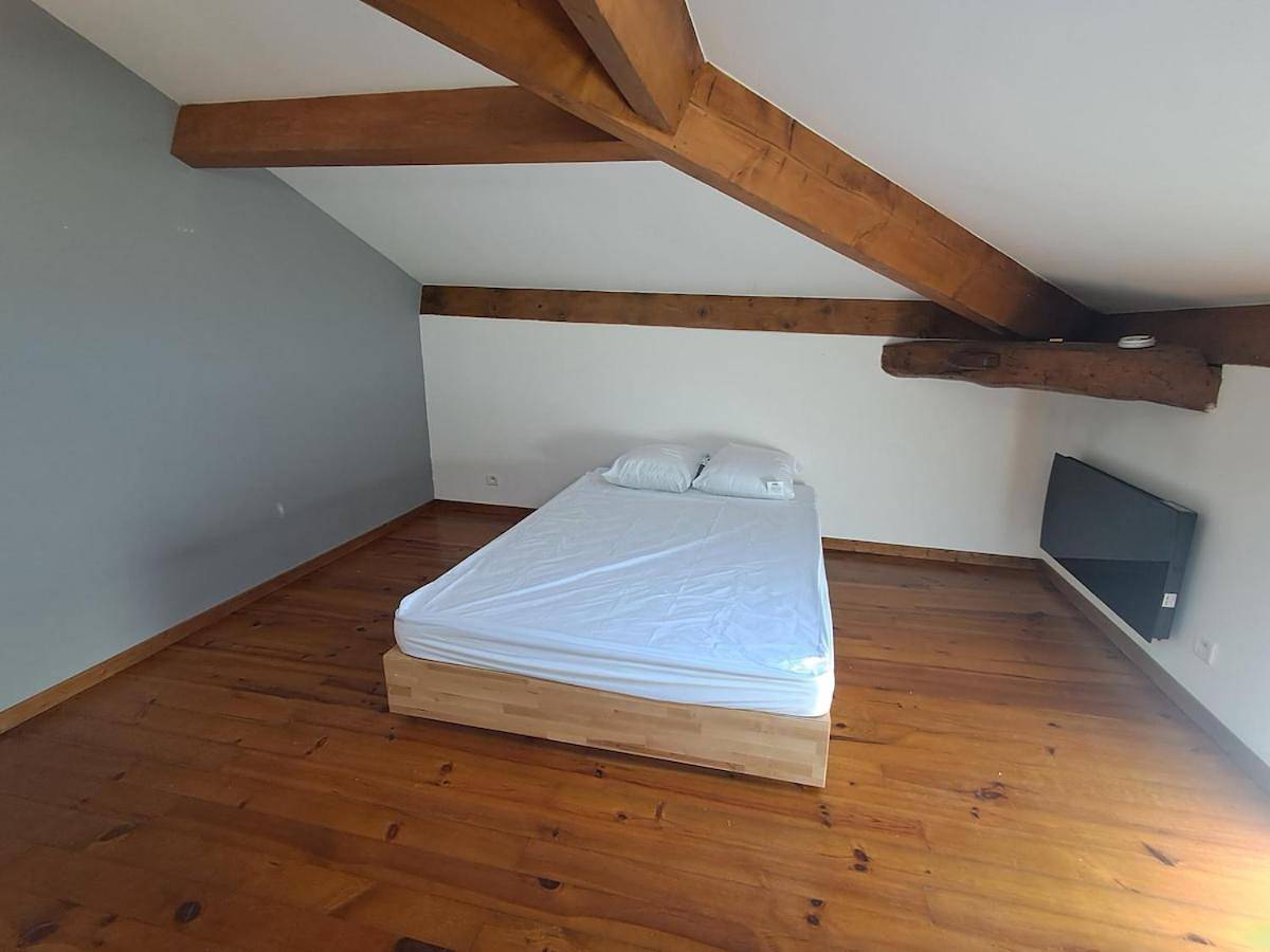 Appartement entier, Appartement centre-ville in Caussade, Quercy