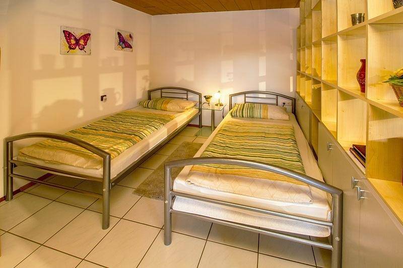 Ganze Ferienwohnung, Ebenerdige Fewo mit südseitiger Terasse in Oy-Mittelberg, Bayerisch Schwaben