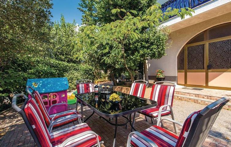 Maison d’hôte pour 2 personnes, avec jardin à Rijeka - 2