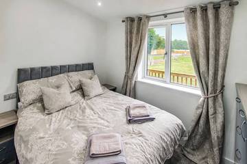 Chalet for 10 People in Laceby, North East Lincolnshire, Photo 1