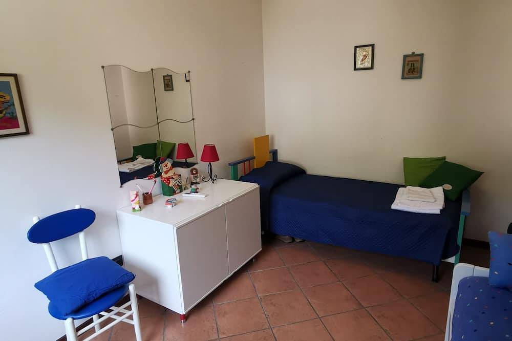 Farmhouse in green Umbria for families with children and pets. in Narni, Terni Province