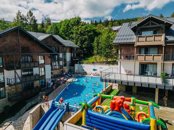 Apartament wakacyjny dla 2 osób, z basen i jacuzzi oraz sauna i taras, zwierzęta dozwolone w Świeradów-Zdrój