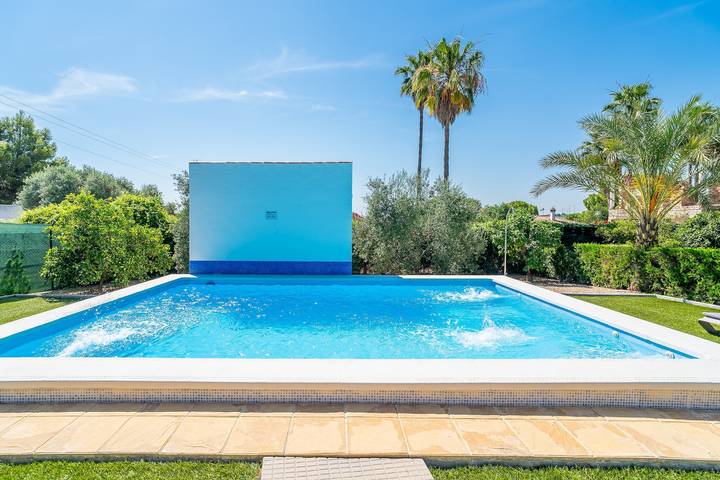 Casa Rural El Azahar – Komfortables Landhaus mit privatem Pool und großem Garten in Marchena, Sevilla Provinz
