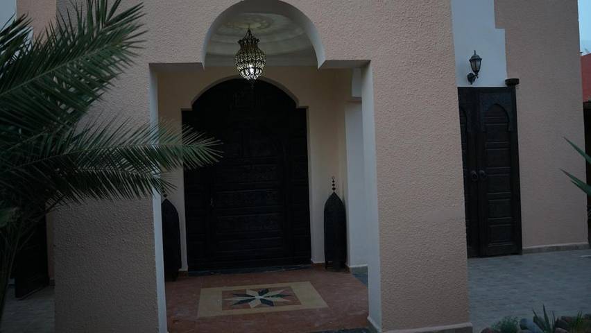 Location de vacances pour 8 personnes, avec piscine ainsi que vue et balcon à Ouarzazate - 4