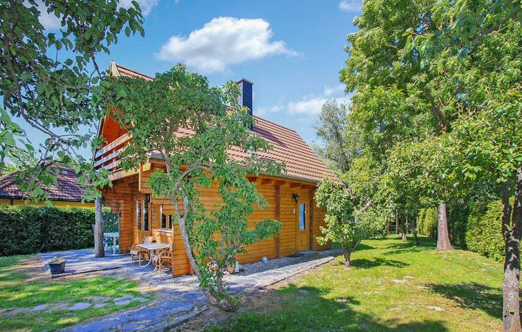 Ferienhaus für 3 Personen, mit Terrasse und Garten in Saal - 4