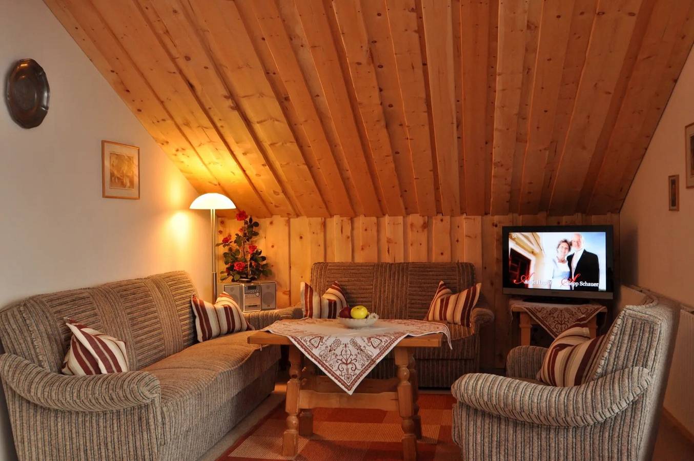 Ganze Wohnung, Apartment Kramer mit Bergblick und Wlan in Grainau, Eibsee