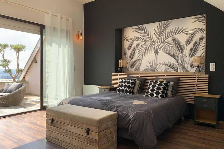 Appartement de vacances pour 7 personnes, avec terrasse ainsi que jardin et vue